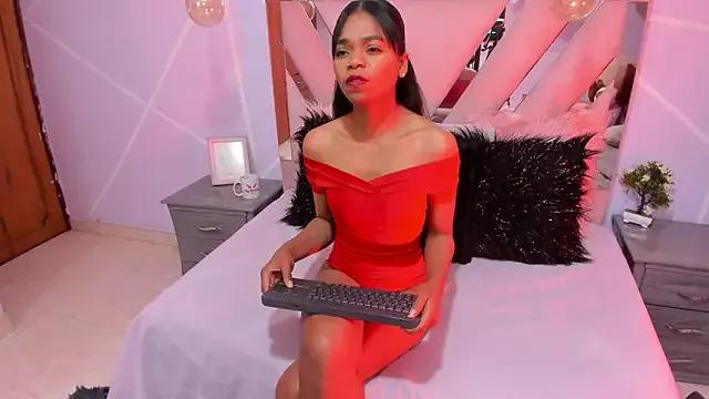 Gletty_noa from StripChat is Freechat