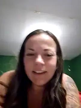 Glitt3rqueen341 from StripChat is Freechat