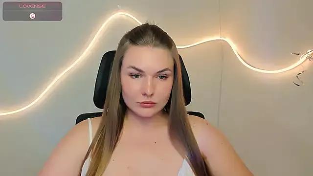 Try our streaming cams variety and talk on a personal level with our adorable girls streamers, showing off their bountiful shapes and dildos.