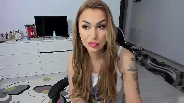Try our streaming cams variety and talk on a personal level with our adorable girls streamers, showing off their bountiful shapes and dildos.