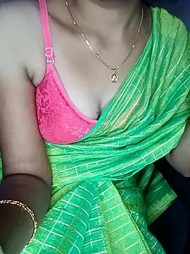 Godavari_pilla from StripChat is Freechat