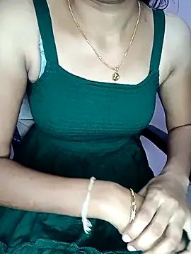 Godavari_pilla from StripChat is Freechat