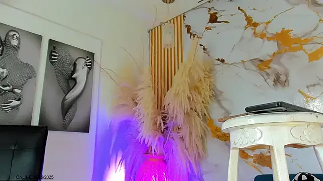 goddess_girl on StripChat 