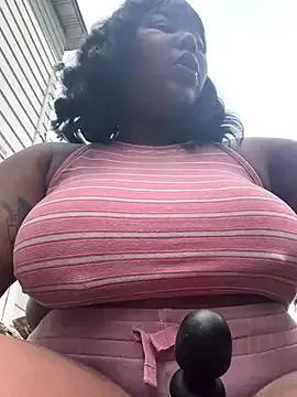 Goddess_Nafeesha from StripChat