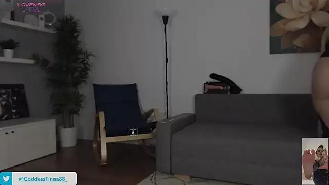 Goddess_Tina from StripChat