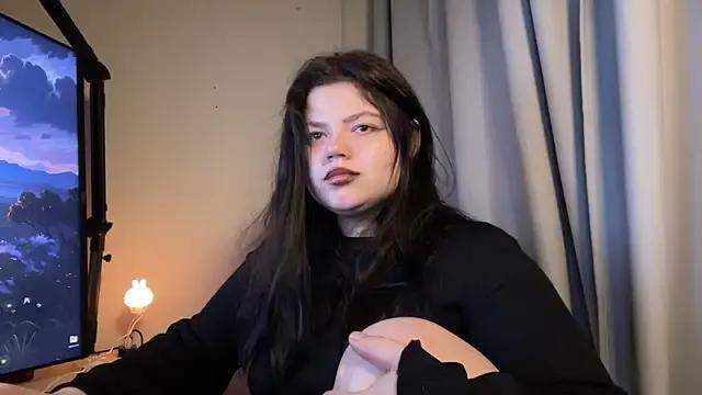 GoddessDarina from StripChat