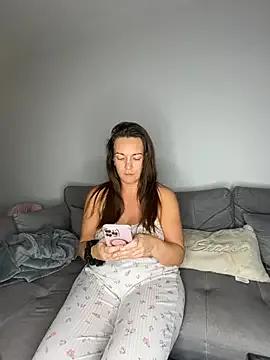 GoddessLucyRose from StripChat is Freechat