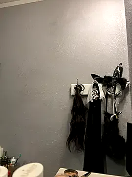 goddessmissmia from StripChat is Freechat