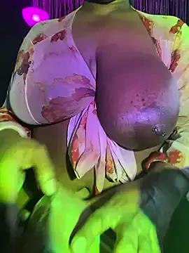 GoddessP from StripChat