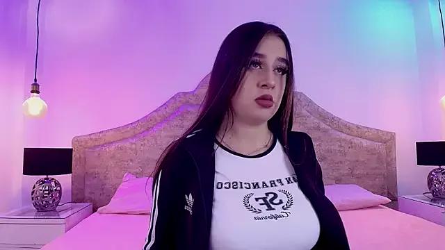 GoldieVanLior from StripChat is Freechat