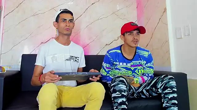 Golldens_Dreamss from StripChat is Freechat