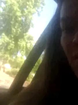 GollyMissMolly from StripChat