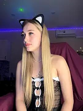 Good__Girl_ from StripChat is Freechat