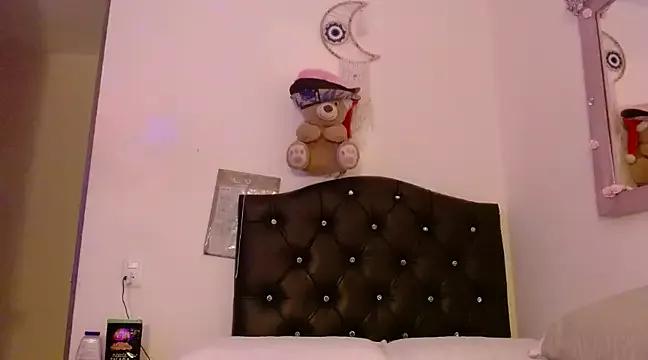 gooddes303salome from StripChat