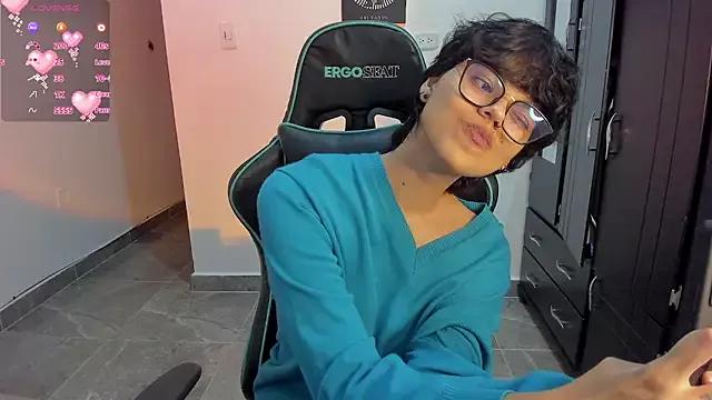 Try our streaming cams variety and talk on a personal level with our adorable girls streamers, showing off their bountiful shapes and dildos.