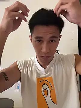 Gooodboiii from StripChat