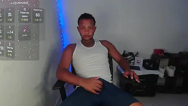 Gooss_cum from StripChat