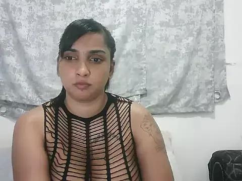 GORGEOUSLIPS from StripChat