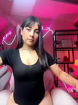 Grace_Velle from StripChat is Freechat