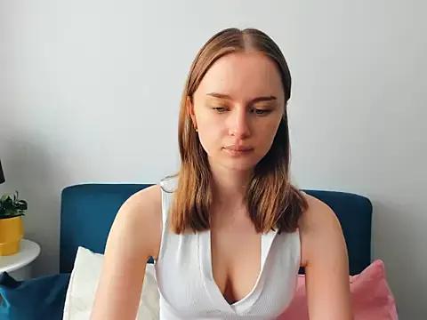 Try our streaming cams variety and talk on a personal level with our adorable girls streamers, showing off their bountiful shapes and dildos.