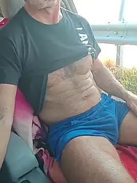 GreekGuyOutdoors from StripChat