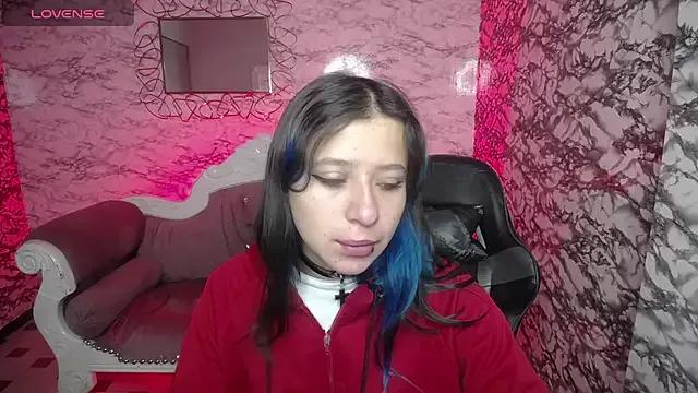 Green_EyesFox_v from StripChat is Freechat