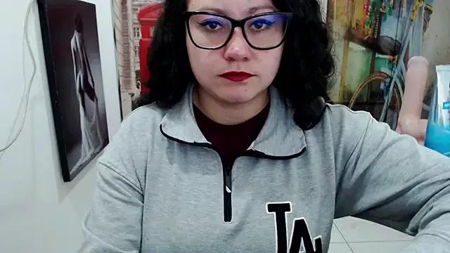 greeneyes_nurse from StripChat is Freechat