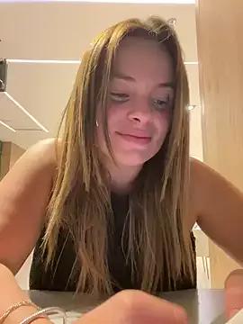 gynna_kimera from StripChat