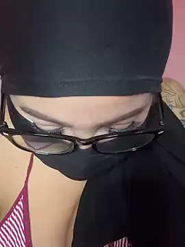 Haanna__ on StripChat 