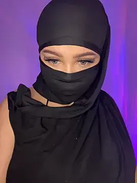 Haanna__ on StripChat 