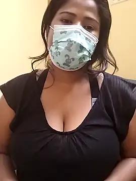 HAANNIAA from StripChat