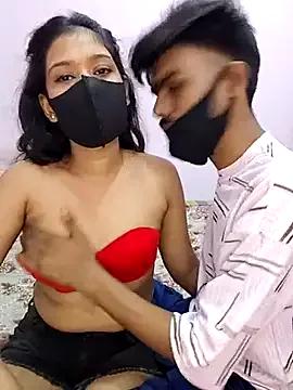 Haavsi_couple from StripChat