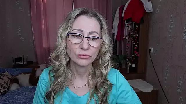 Habibi_Honeyy from StripChat is Freechat