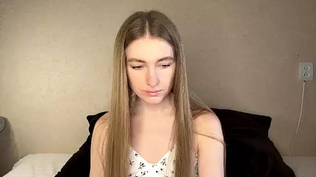HalfUndone from StripChat is Freechat