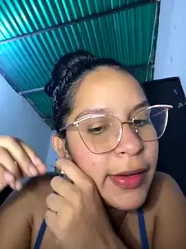 Halley5_ from StripChat