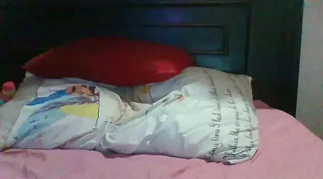 HallyGirlHot from StripChat
