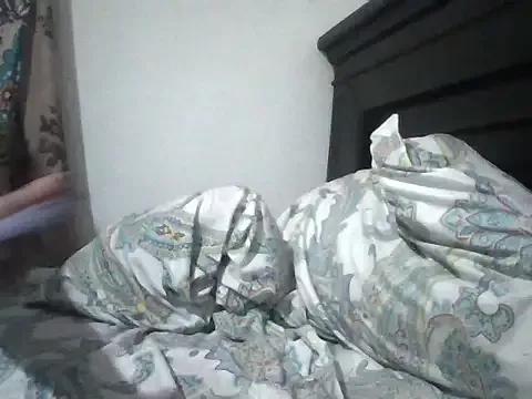 HallyGirlHot from StripChat