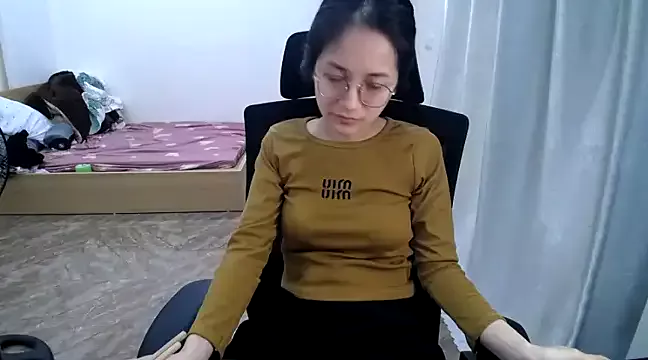 Hana099 on StripChat 