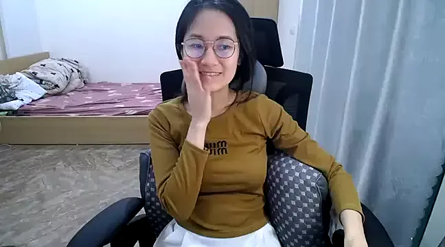 Hana099 on StripChat 