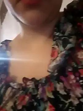 Hana_bika from StripChat