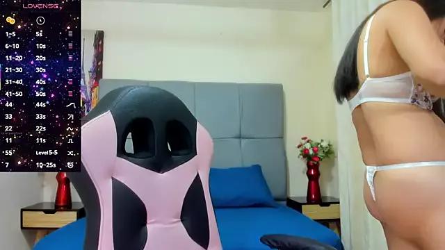 hana_whitee from StripChat