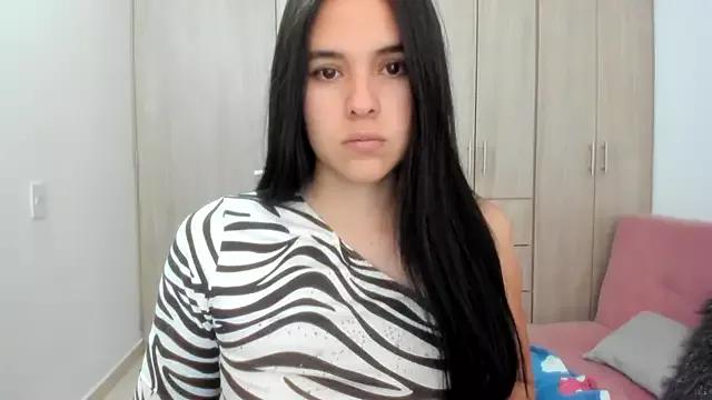 Hana_Zurah from StripChat