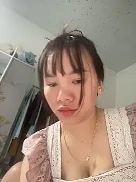 hanaa-show from StripChat is Freechat