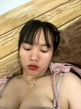 hanaa-show from StripChat is Freechat