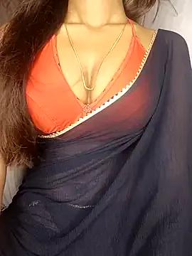 Haniaa_love from StripChat is Freechat