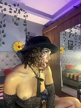 Try our streaming cams variety and talk on a personal level with our adorable girls streamers, showing off their bountiful shapes and dildos.