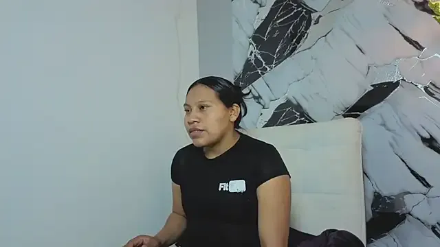 Hanna_Goldenst from StripChat is Freechat