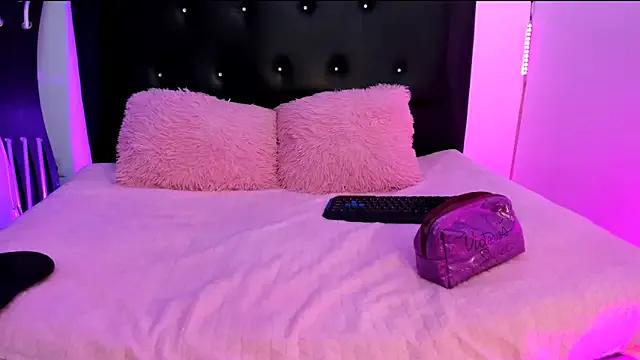 Hanna_Kl from StripChat