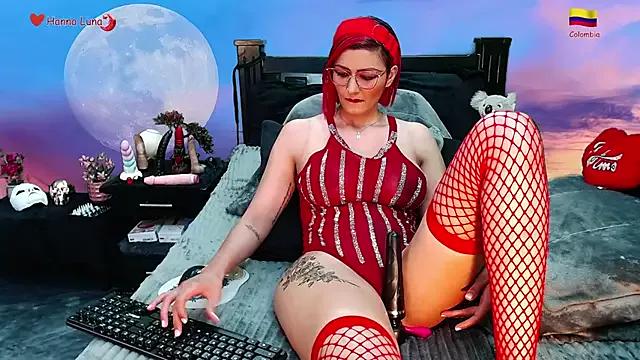 Hanna_Luna from StripChat