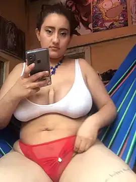 hanna_sky1 from StripChat